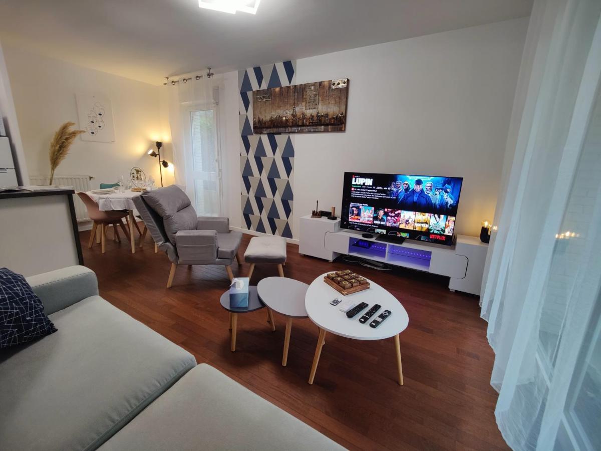 Quietstay 20' Paris, Connected Home Avec Terrasse Massy (Essonne) Exterior foto